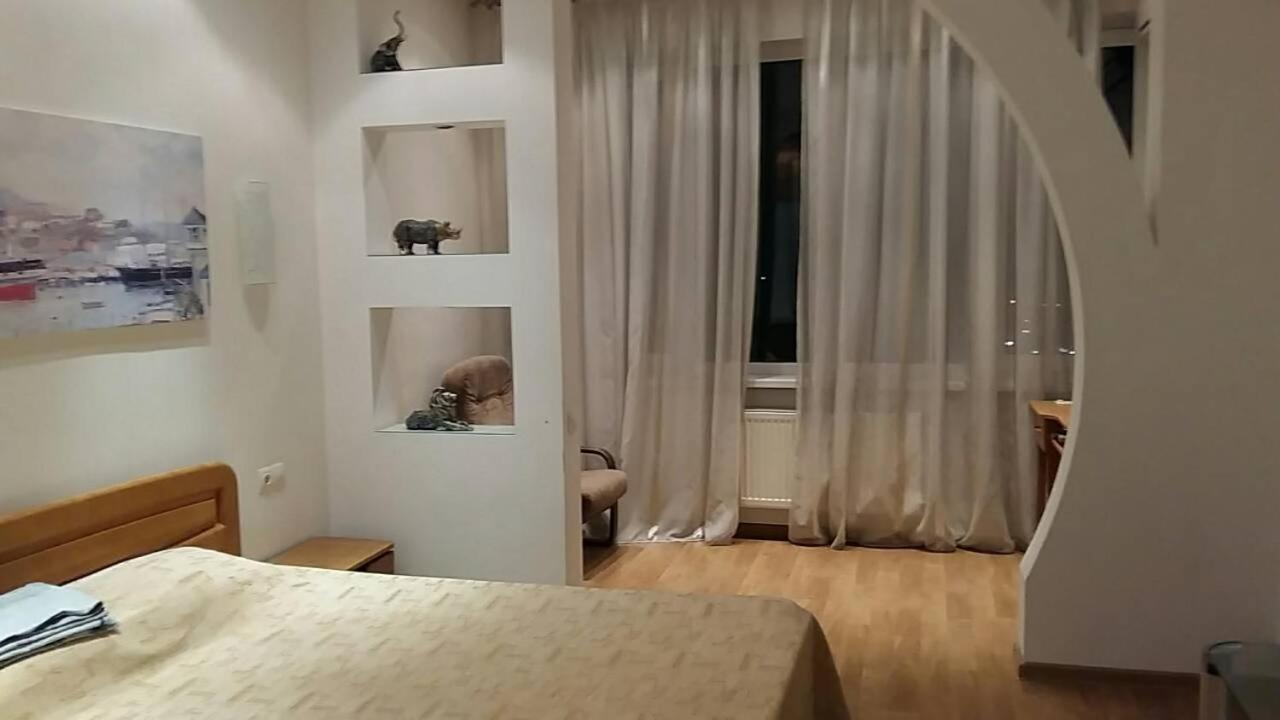Дом На Екатерининской Odesa Exterior foto